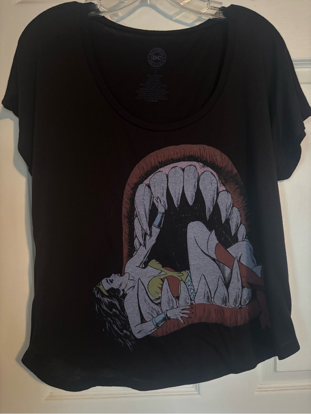 Wonder Woman comic, DC Black Graphic off the shoulder Tee